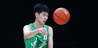 杨明的防守技术给篮球带来了什么？（以杨明为例，探究篮球防守的重要性和技术提升）