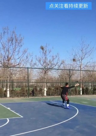 篮球防守技巧之站位顶防（打篮球防守方站位顶能提升防守效果吗？）