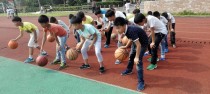青少年篮球防守基本功的重要性（提升篮球防守能力，打造稳定的球队基础）