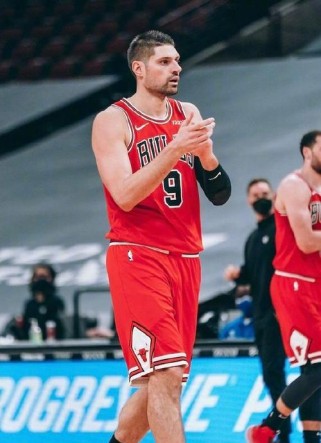 NBA得分之王（揭秘NBA历史上得分最高的篮球巨星，谁是真正的得分王？）