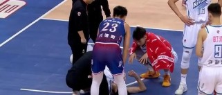 篮球运动中的防守准备姿势（掌握正确姿势提升防守能力）