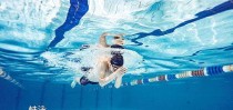 学游泳的最快技巧——一分钟速成法（用“一分钟”轻松学会游泳，掌握最有效的技巧）