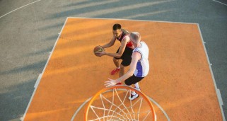 3v3篮球比赛中的合理冲撞区防守（为何不能在合理冲撞区防守？合理冲撞区定义及影响）