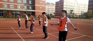 中考体育测试中的足球技巧（提升足球技巧，提高体育测试成绩）