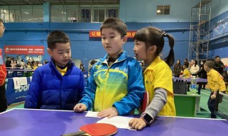 乒乓球教练的教学小技巧（提高乒乓球技术的关键秘诀）