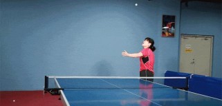 乒乓球必胜技巧之正手发球（掌握这一技巧，你将无往不利）