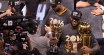 NBA总冠军奖杯排行榜（探索历年来NBA总冠军的辉煌历史，见证伟大球队的荣耀时刻）