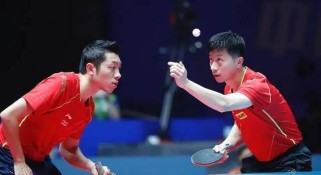 掌握乒乓球双打技巧，提升比赛水平（15个关键技巧助你成为双打高手）