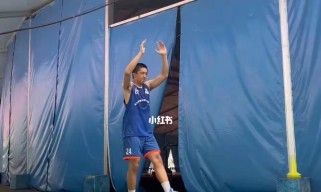 如何提高篮球一对一防守能力（技巧、策略、实战演练助您成为顶级防守者）