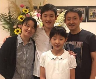 乒乓球小将入籍中国，迈向国际舞台（体育才子瞄准中国，挑战世界顶尖选手）