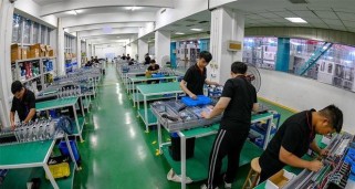 路亚钓鱼中的竿杆加速度选择（探讨路亚竿加速度对钓鱼效果的影响及合适的选择）
