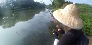 路亚野钓鱼还是人多好？（探讨钓鱼体验的独特之处和人多的社交优势）