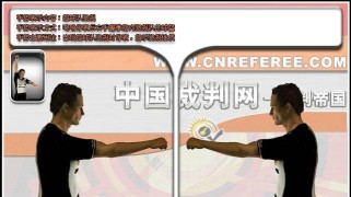 篮球防守方的三秒区内关键技巧（掌握防守三秒区内的要点，成为出色的篮球防守者）