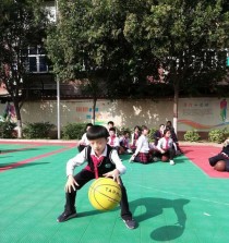 提升青少年篮球防守基本功，打造坚实防线（青少年篮球防守训练的关键技巧与策略）