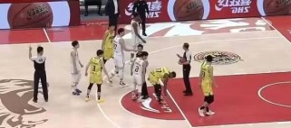 揭秘篮球总决赛疯狗式防守的背后奥秘（解析疯狗式防守的核心战术与技巧）