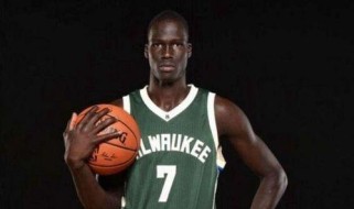 NBA球员身高排行榜（探索篮球世界中的巨人之路）