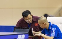 乒乓球裁判的位置之争（裁判站在左还是右？决定比赛走势的关键）