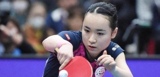 乒乓球技巧与绝招大揭秘（掌握技巧，成为乒乓球高手）