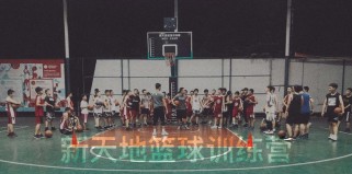 篮球三人关门防守规则（提高篮球防守效率的关键点与训练方法）