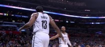 NBA半程得分篮板助攻上排行榜（魔术师的传奇再续，字母哥成就霸业，詹姆斯不朽之名）